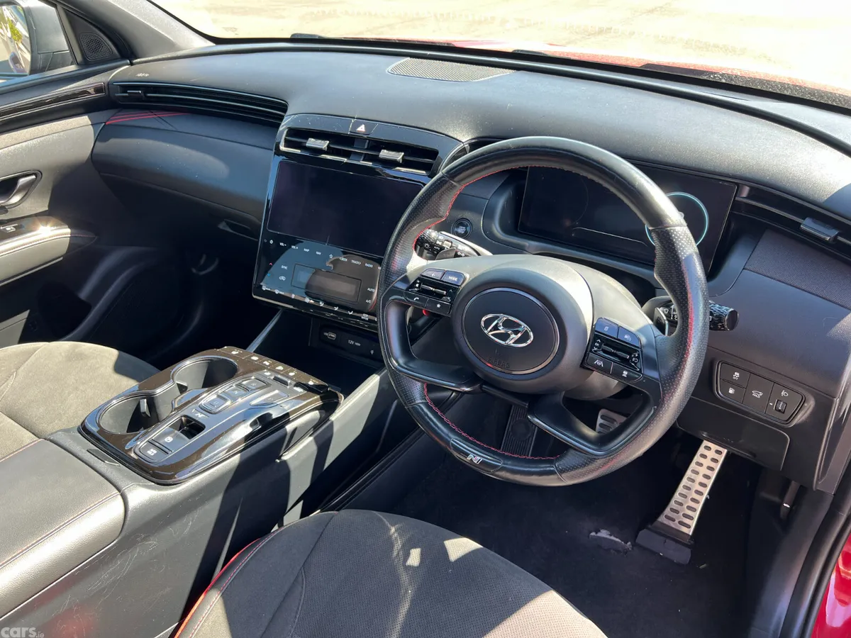 Hyundai Tucson SUV, Petrol Plug-in Hybrid, 2023, Red