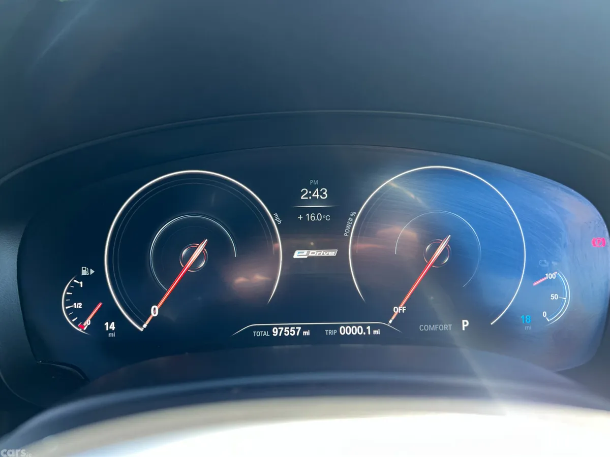 BMW 5-Series Saloon, Petrol Plug-in Hybrid, 2018, Blue