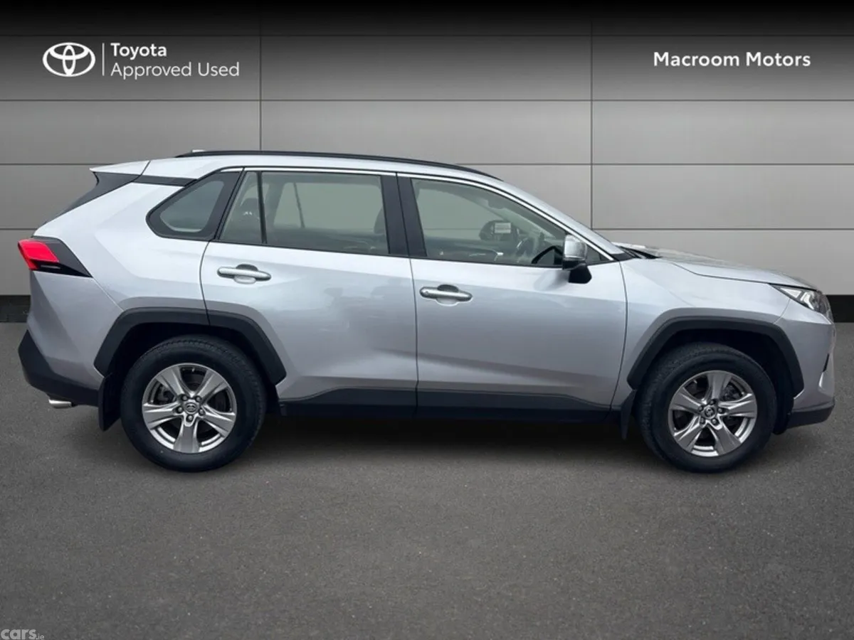 Toyota RAV4 SUV, Petrol Hybrid, 2023, Grey