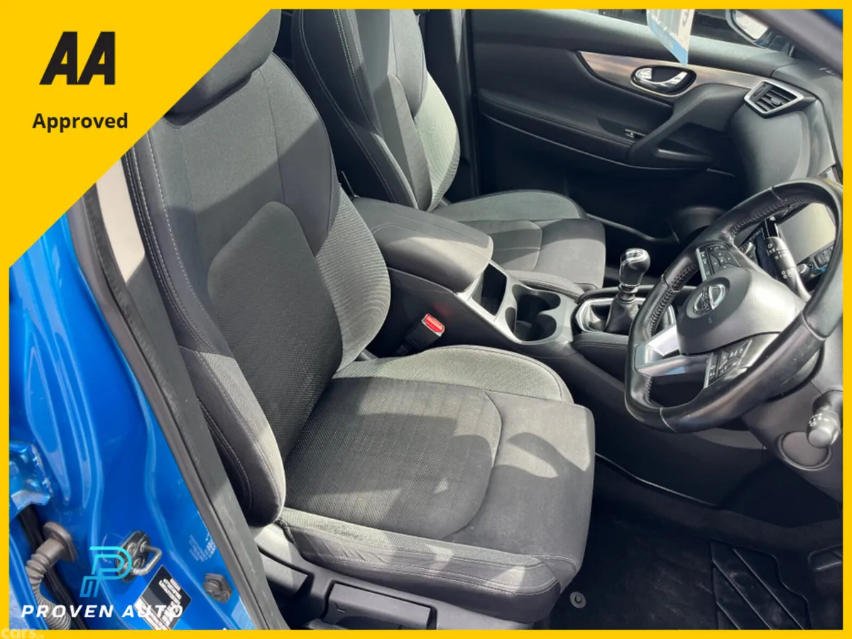 Nissan Qashqai SUV, Diesel, 2017, Blue