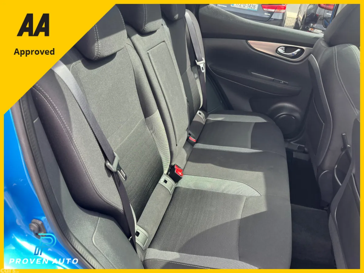 Nissan Qashqai SUV, Diesel, 2017, Blue