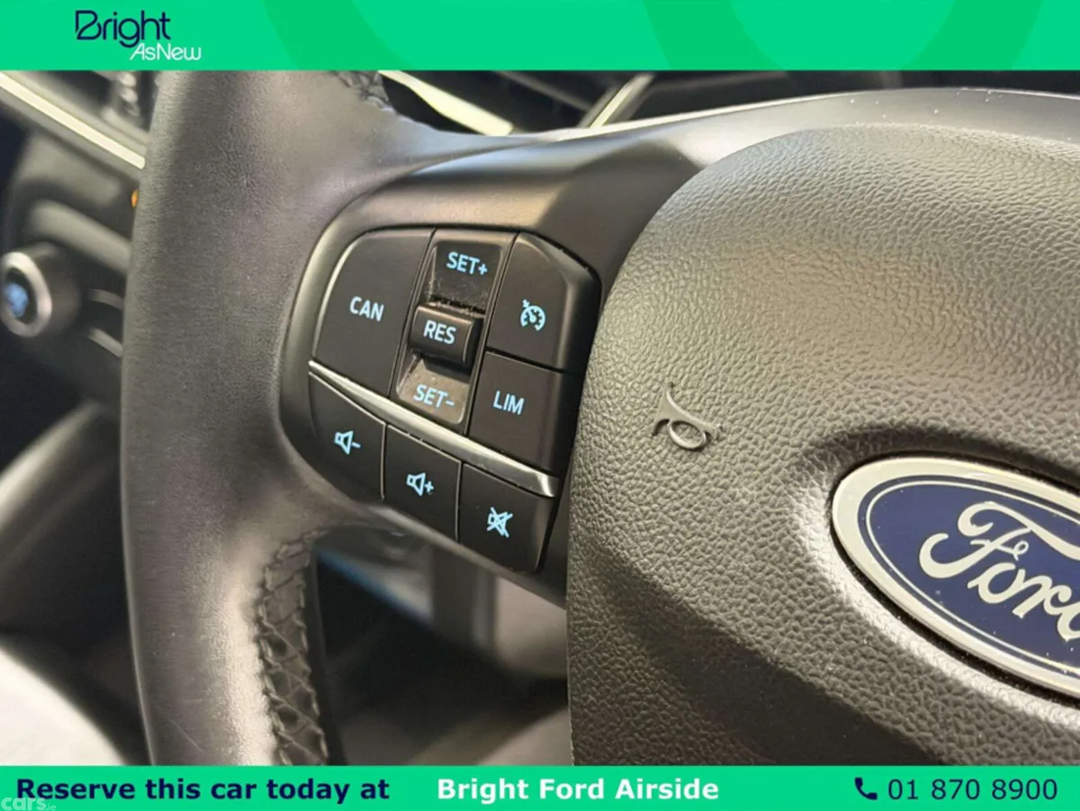 Ford Focus Hatchback, Diesel, 2024, Blue