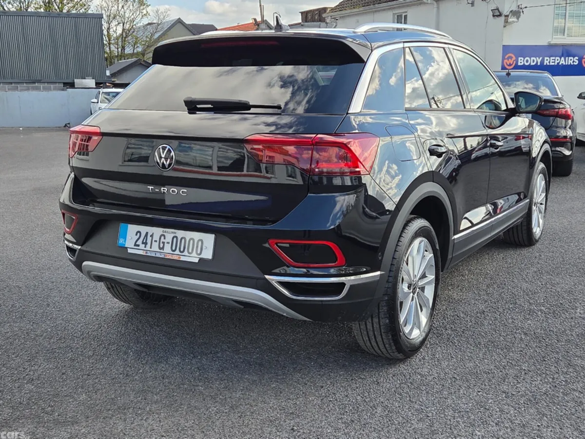 Volkswagen T-Roc SUV, Diesel, 2024, Black