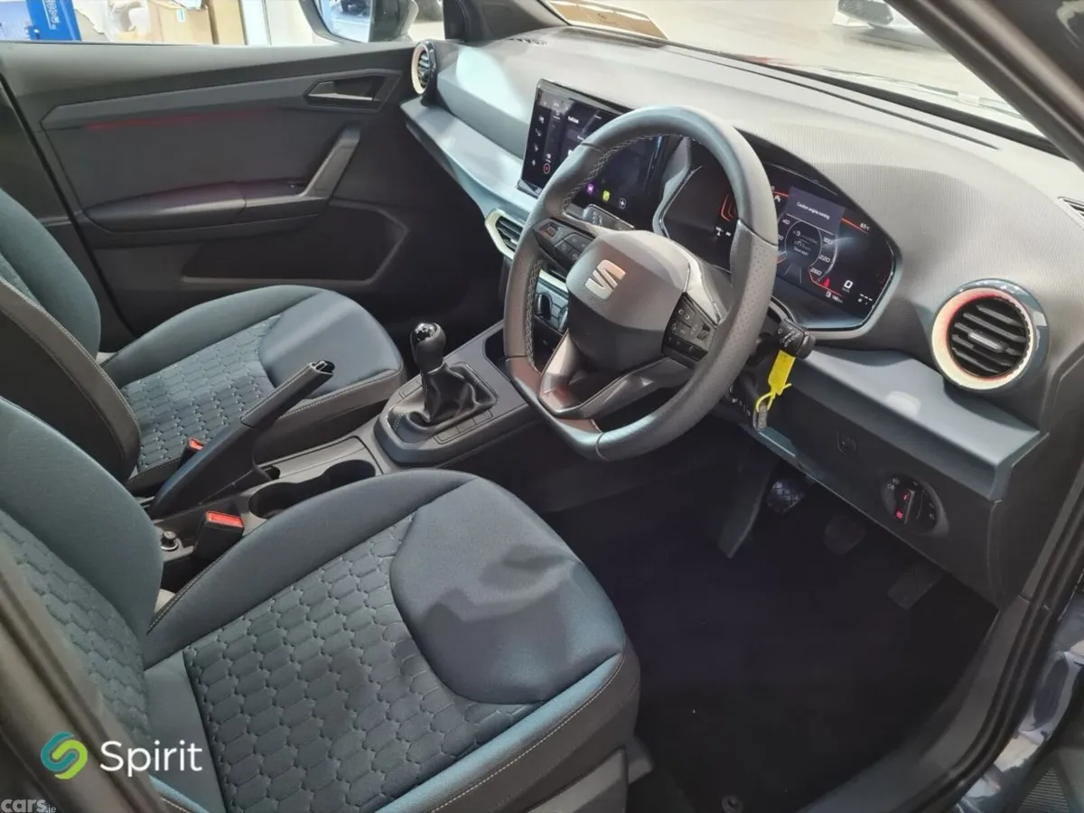 SEAT Arona SUV, Petrol, 2027, Grey