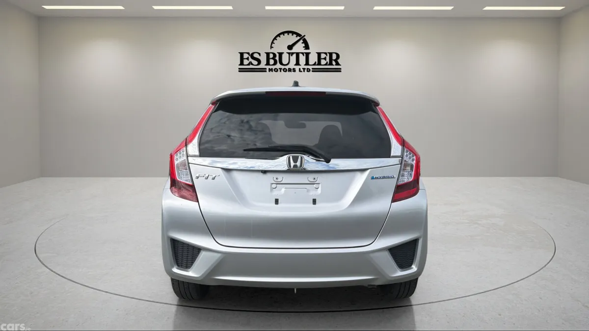 Honda Fit Hatchback, Petrol Hybrid, 2016, Silver