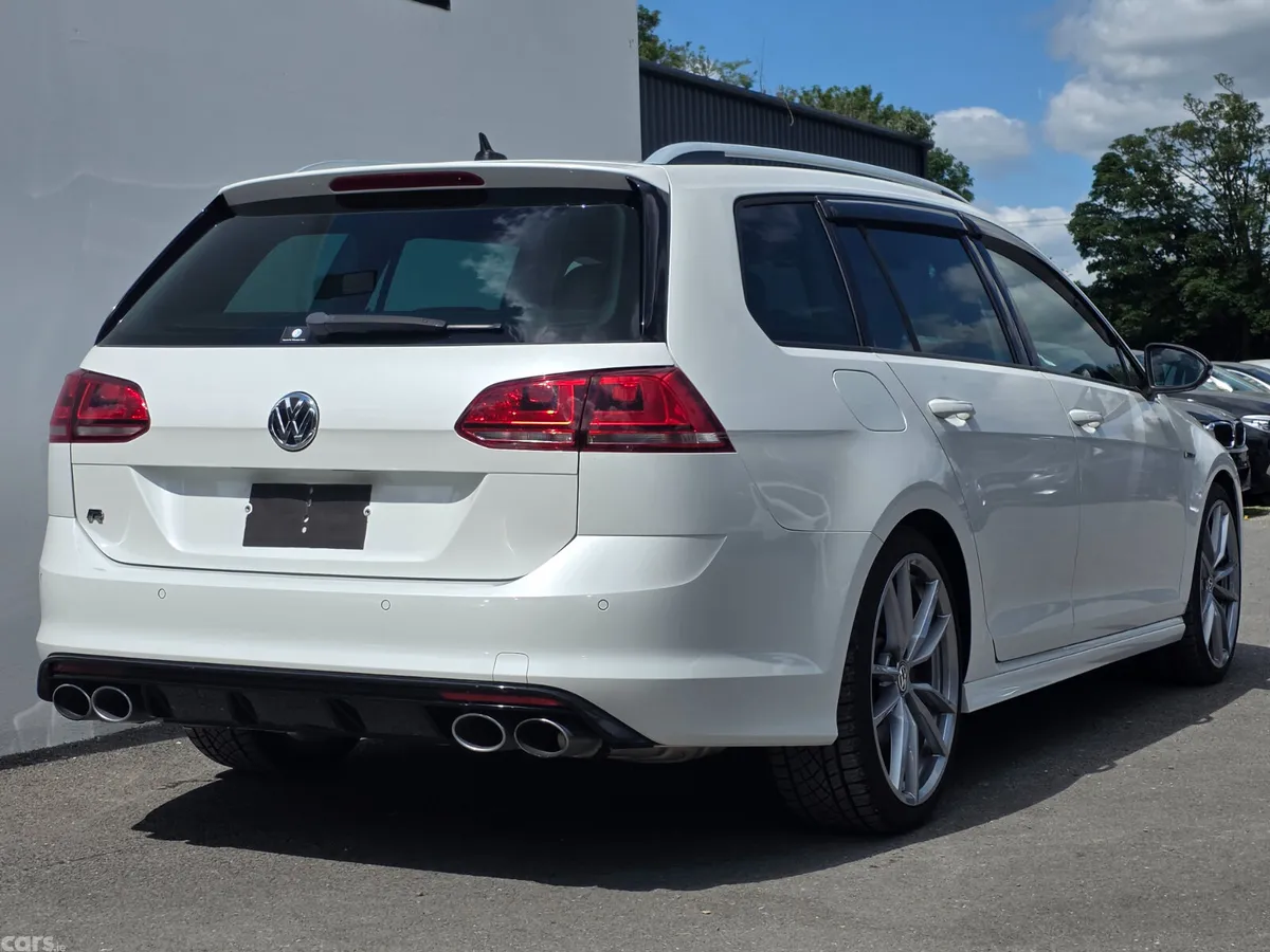 Volkswagen Golf Estate, Petrol, 2016, White