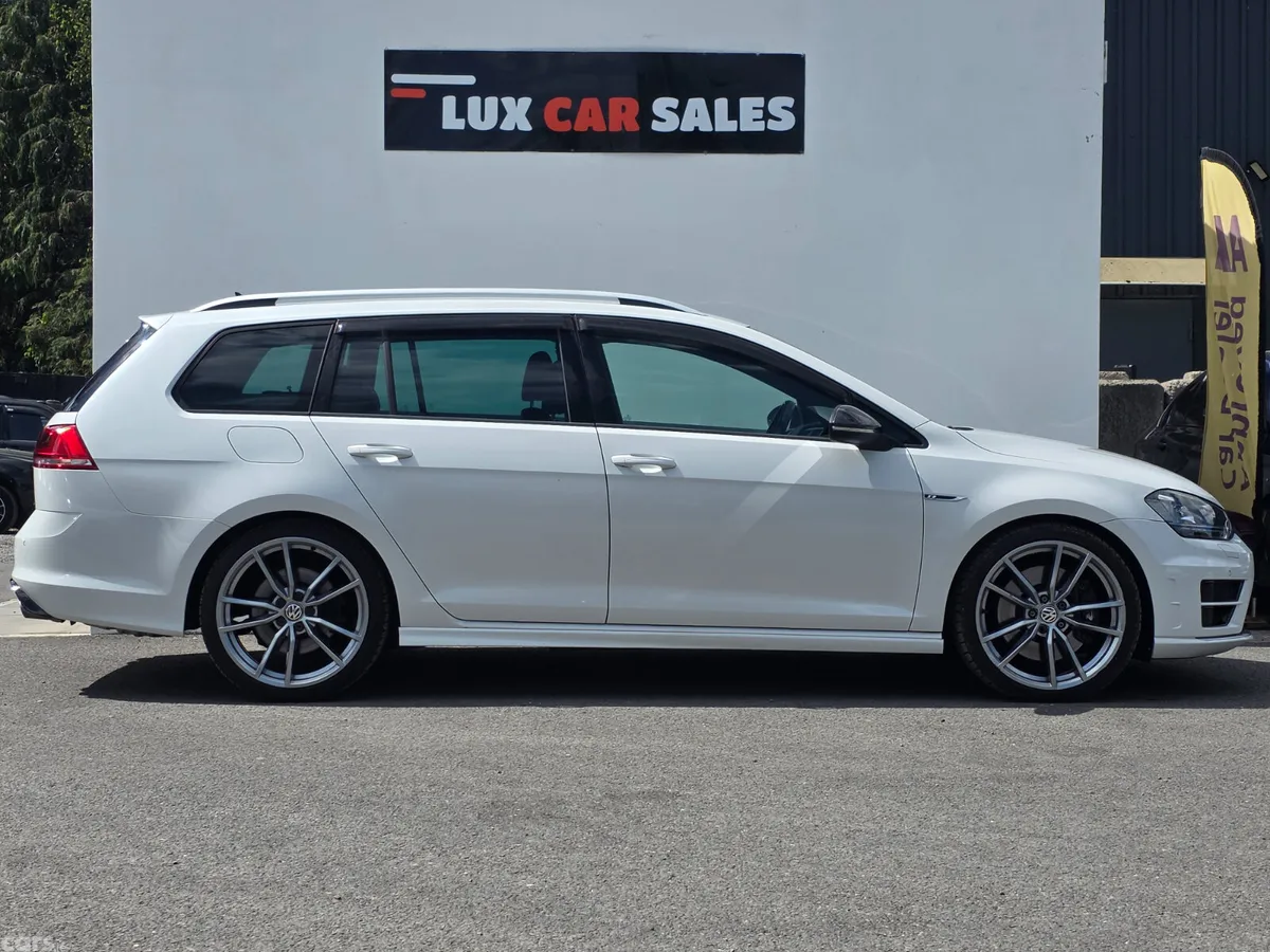 Volkswagen Golf Estate, Petrol, 2016, White