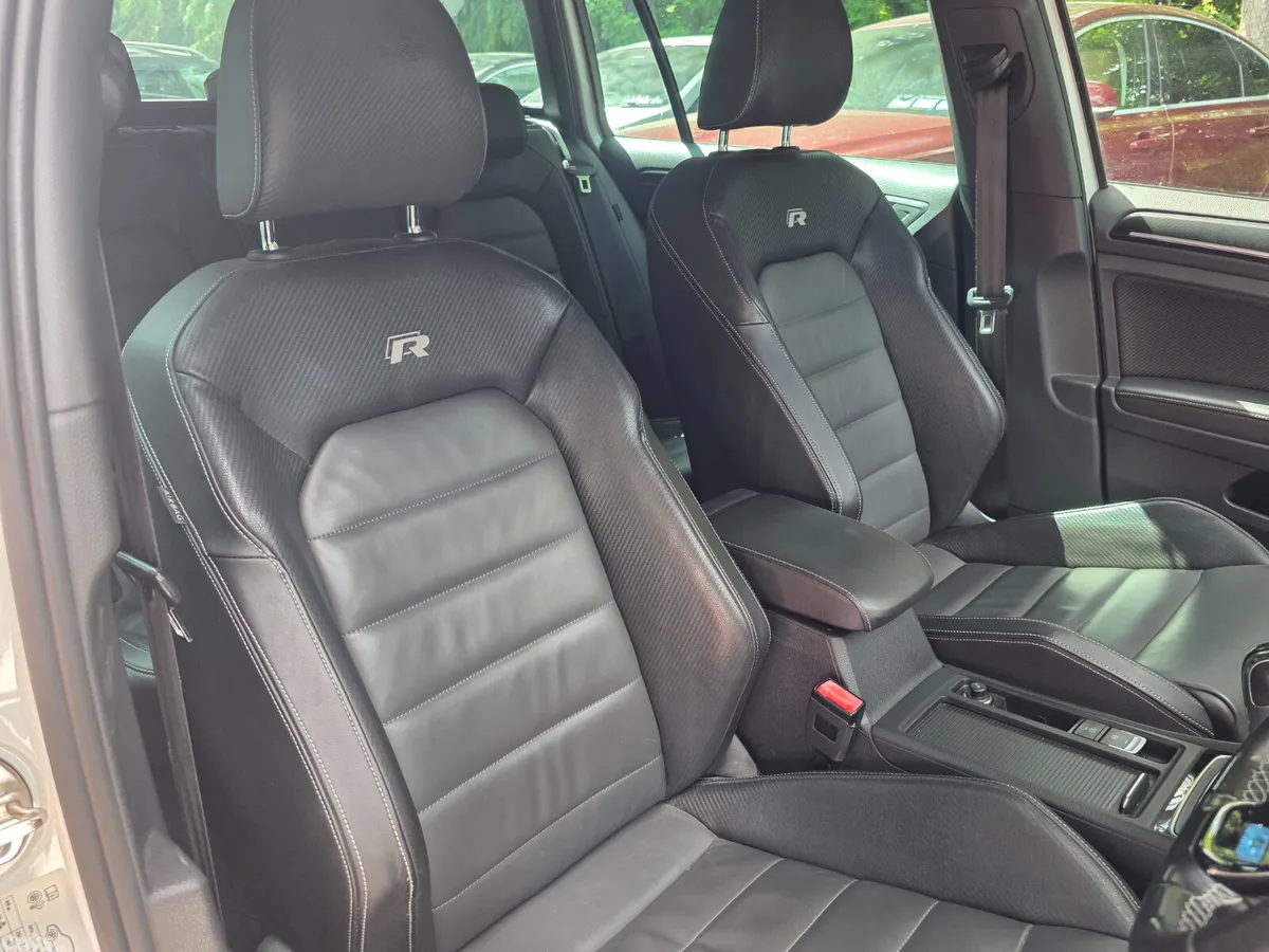 Volkswagen Golf Estate, Petrol, 2016, White