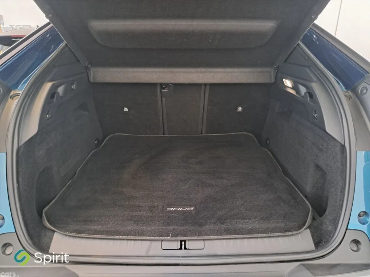 Peugeot 3008 MPV, Petrol Hybrid, 2025, Blue