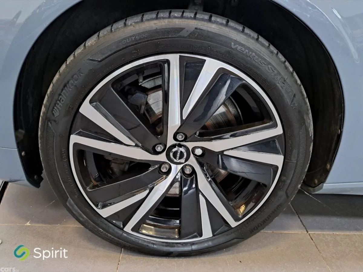 Volvo S90 Saloon, Petrol Plug-in Hybrid, 2022, Grey