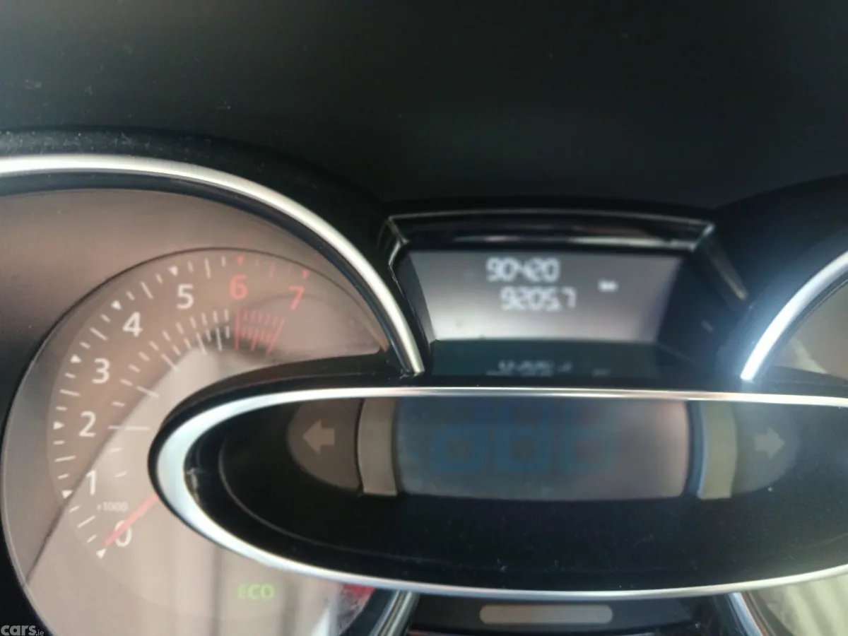 Renault Clio Hatchback, Petrol, 2019, Red