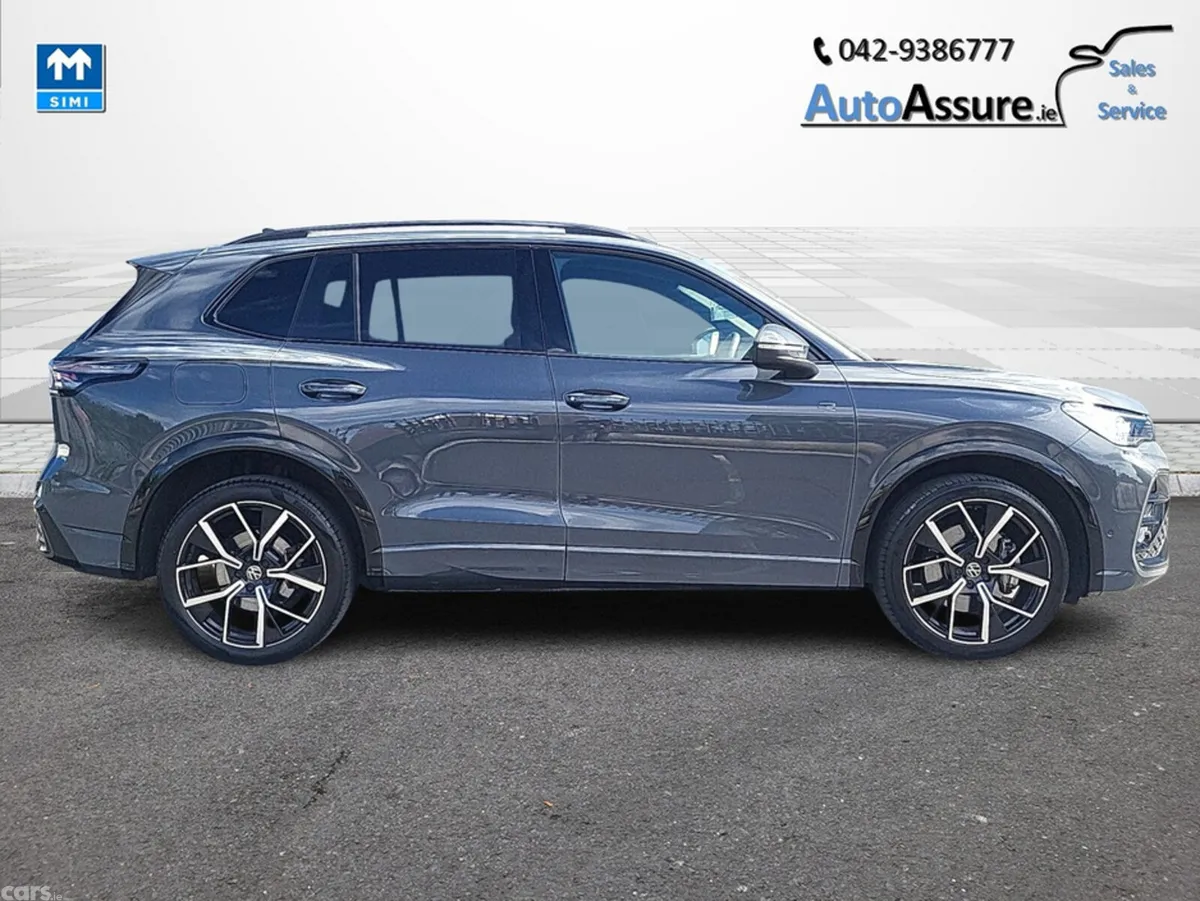 Volkswagen Tiguan Estate, Petrol Hybrid, 2025, Grey