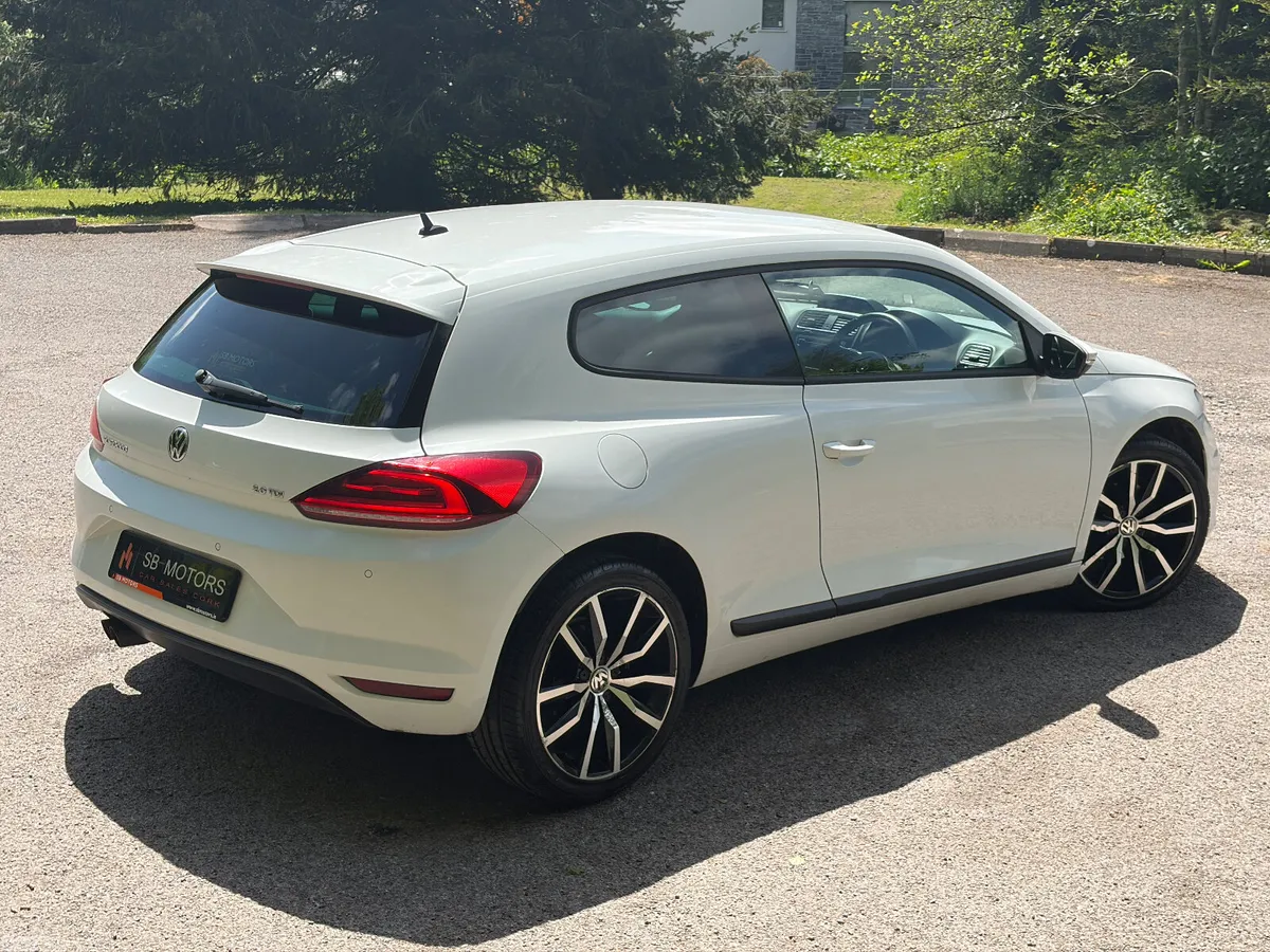 Volkswagen Scirocco Coupe, Diesel, 2015, White