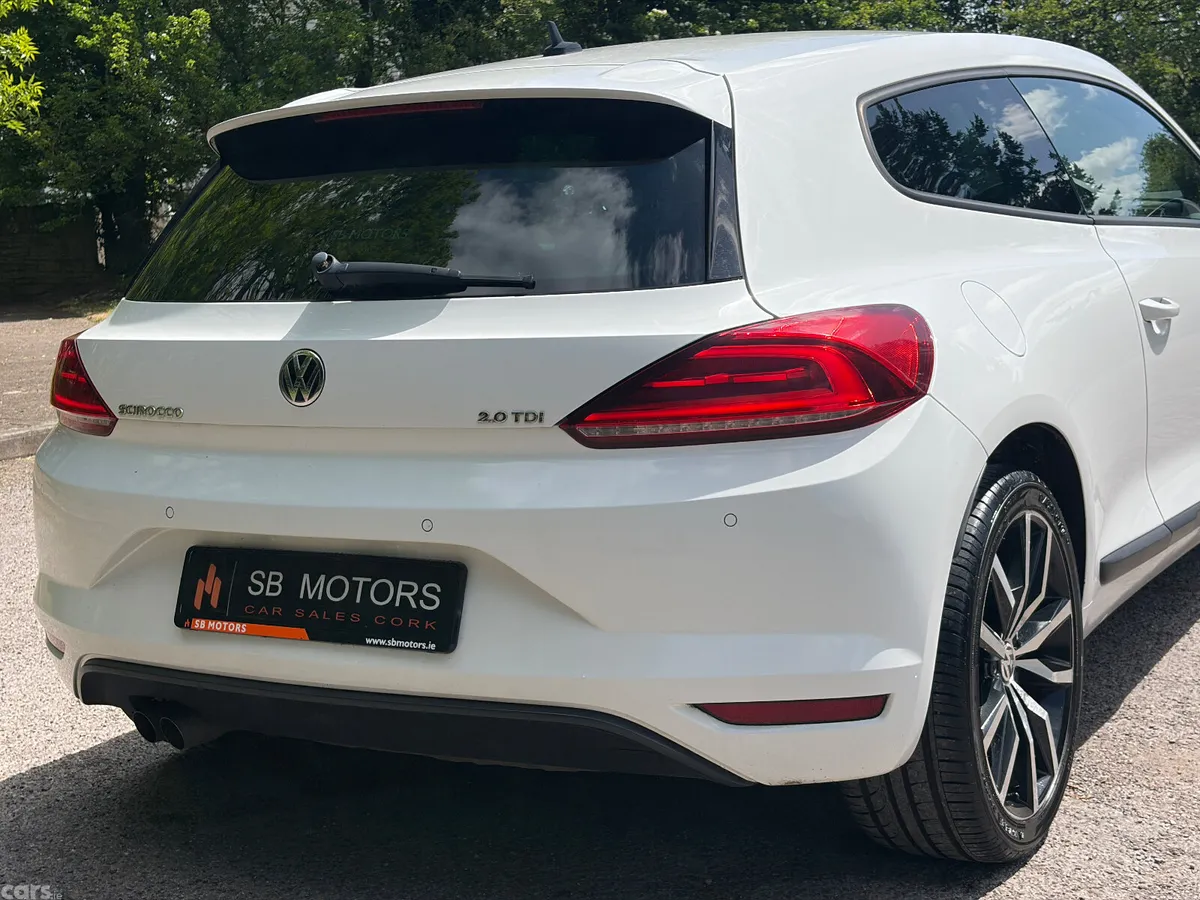 Volkswagen Scirocco Coupe, Diesel, 2015, White