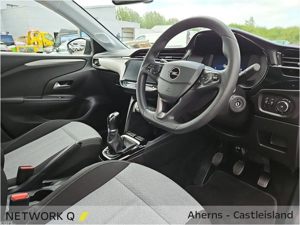 Opel Corsa Hatchback, Petrol, 2024, White