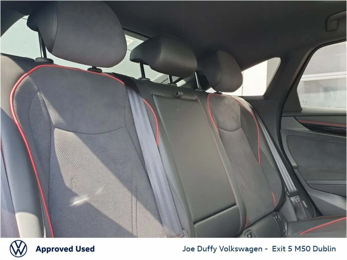 Volkswagen ID.7 Hatchback, Electric, 2026, Blue
