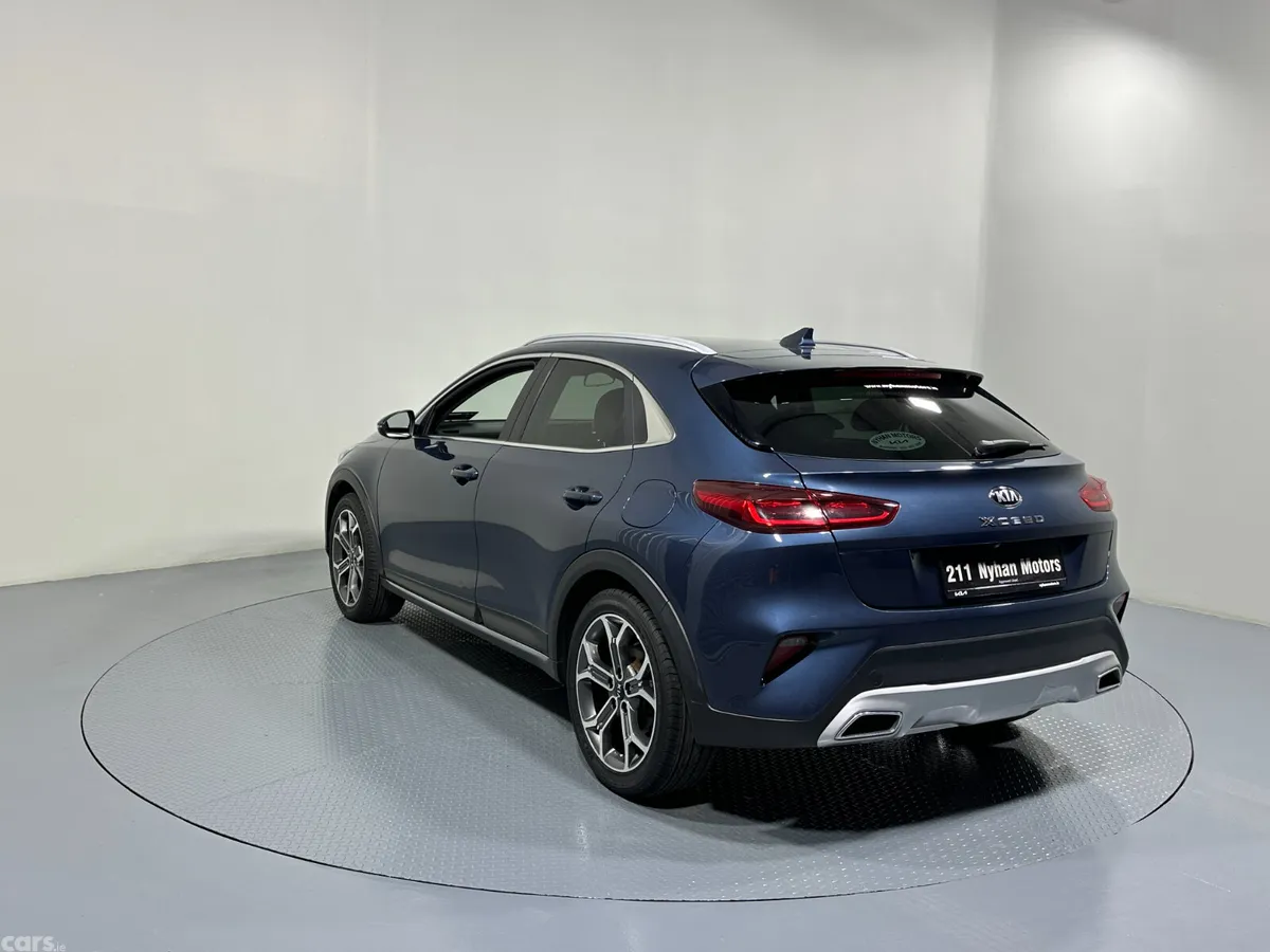 Kia XCeed Hatchback, Diesel, 2021, Blue