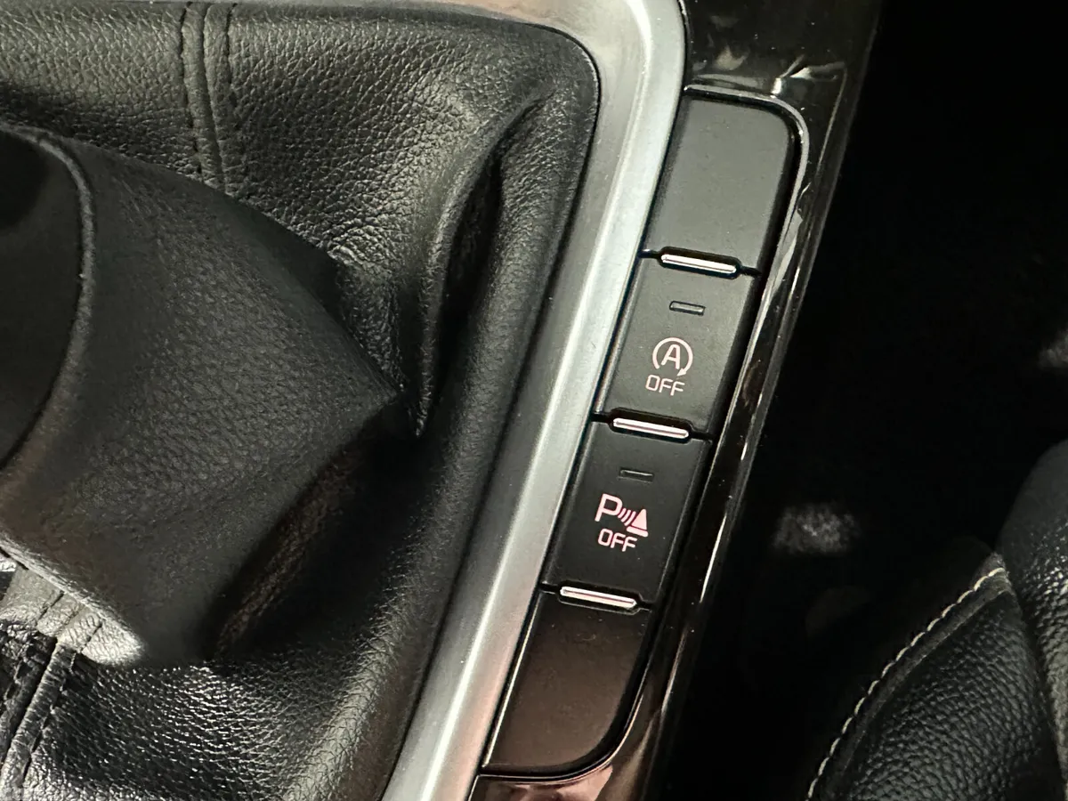Kia XCeed Hatchback, Diesel, 2021, Blue