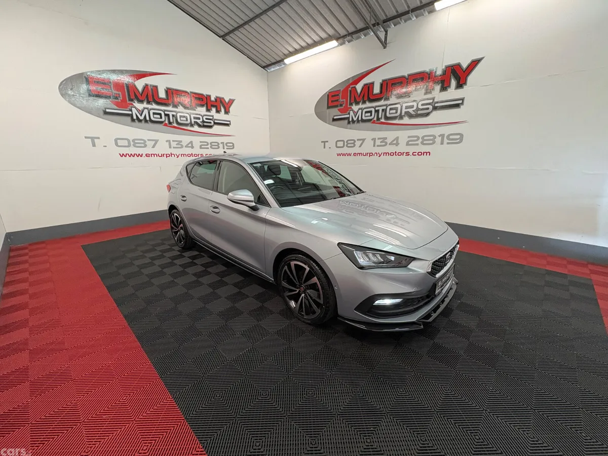 SEAT Leon Hatchback, Diesel, 2022, Silver