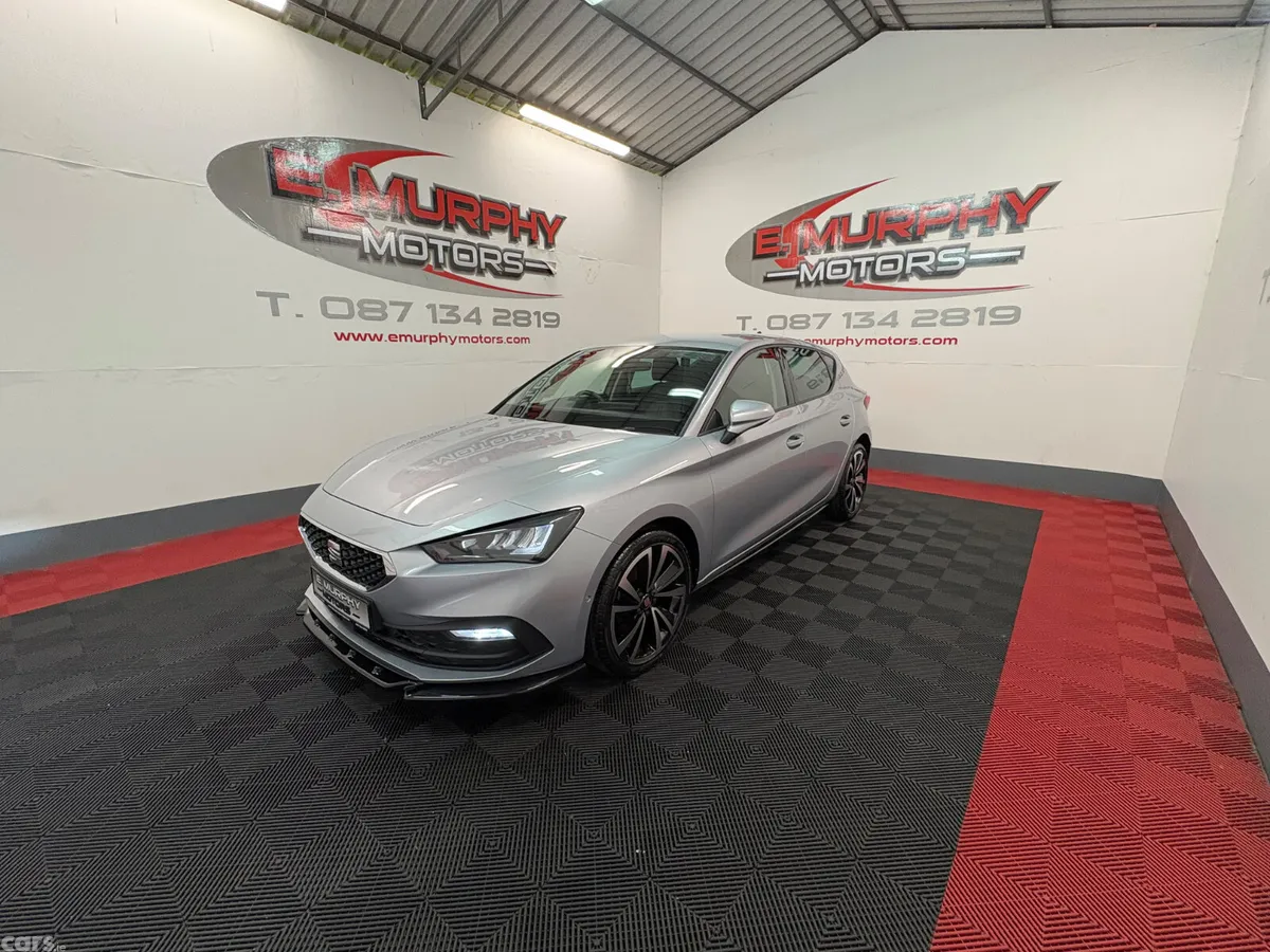 SEAT Leon Hatchback, Diesel, 2022, Silver