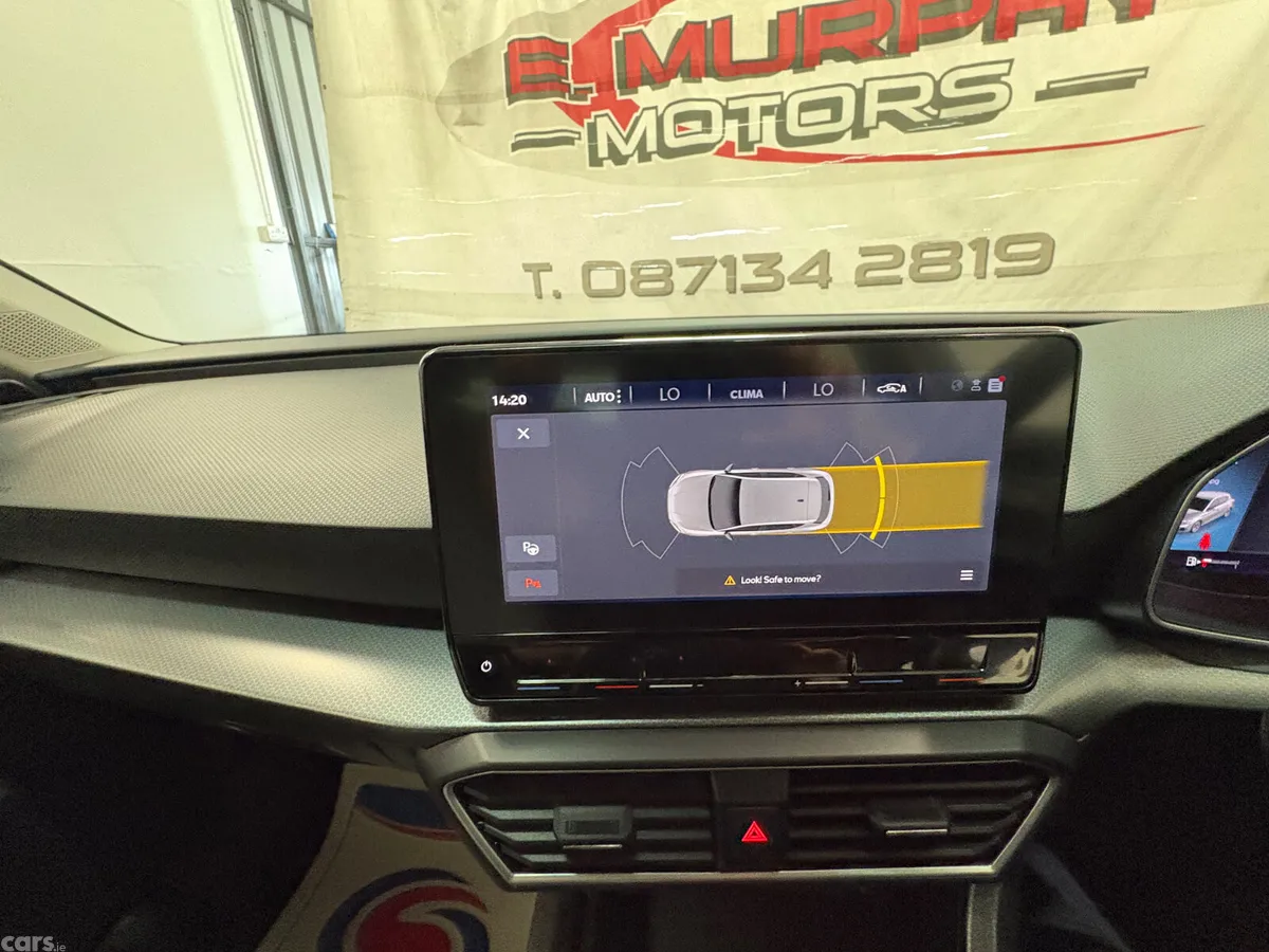 SEAT Leon Hatchback, Diesel, 2022, Silver