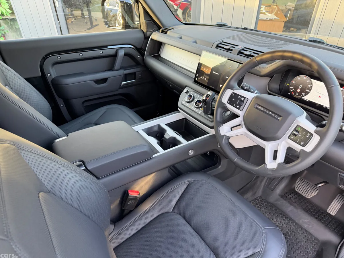 Land Rover Defender SUV, Diesel, 2025, Black