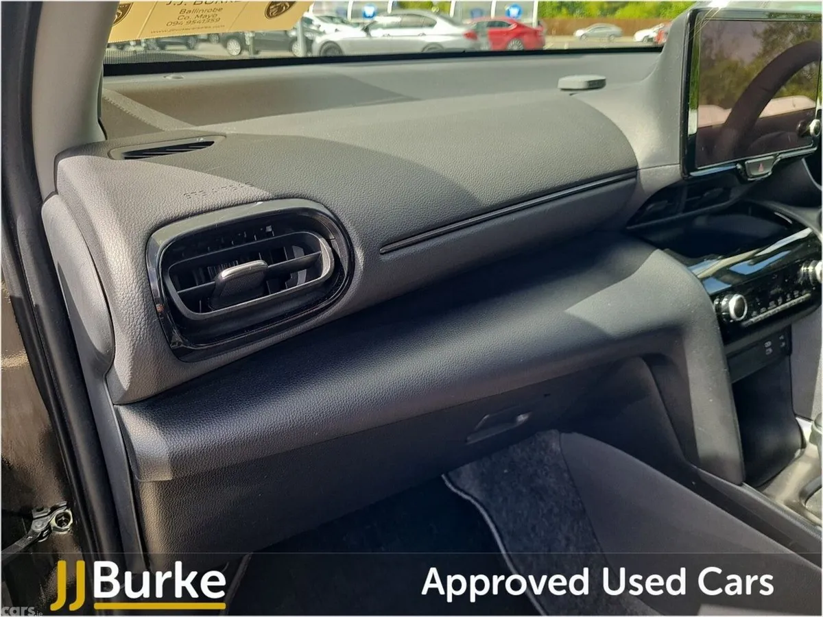 Toyota Yaris Hatchback, Petrol, 2024, Black