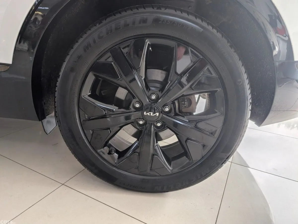 Kia Sportage SUV, Petrol Plug-in Hybrid, 2025, White