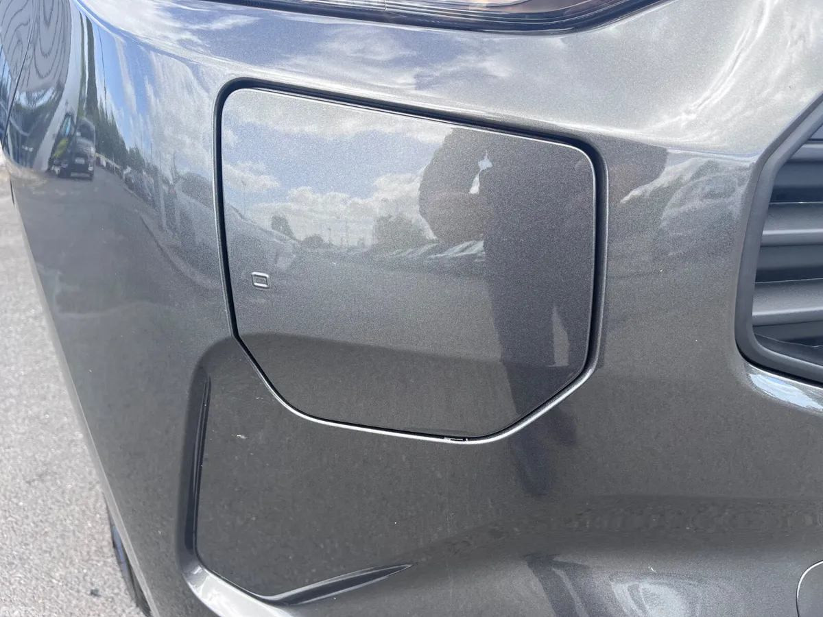 Ford Tourneo Custom MPV, Petrol Plug-in Hybrid, 2027, Grey