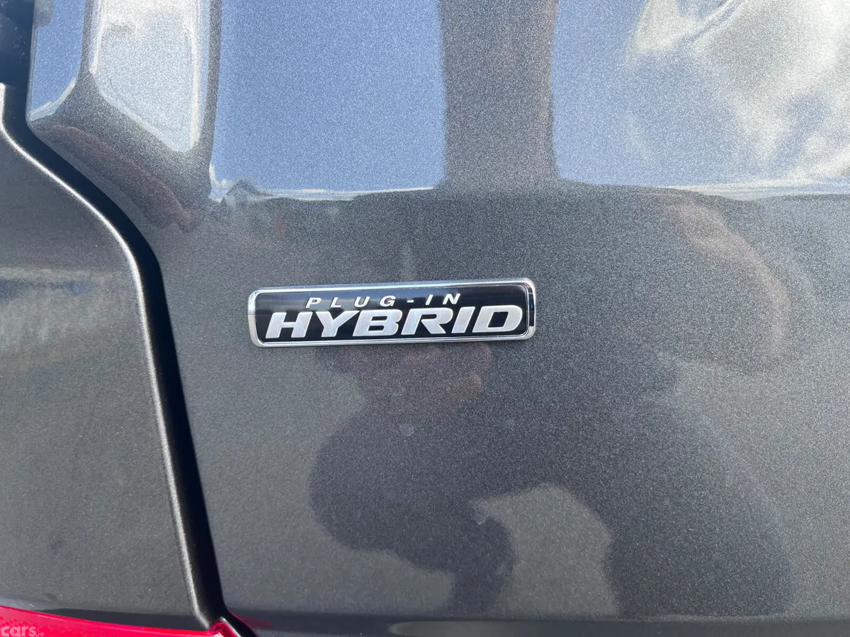 Ford Tourneo Custom MPV, Petrol Plug-in Hybrid, 2027, Grey