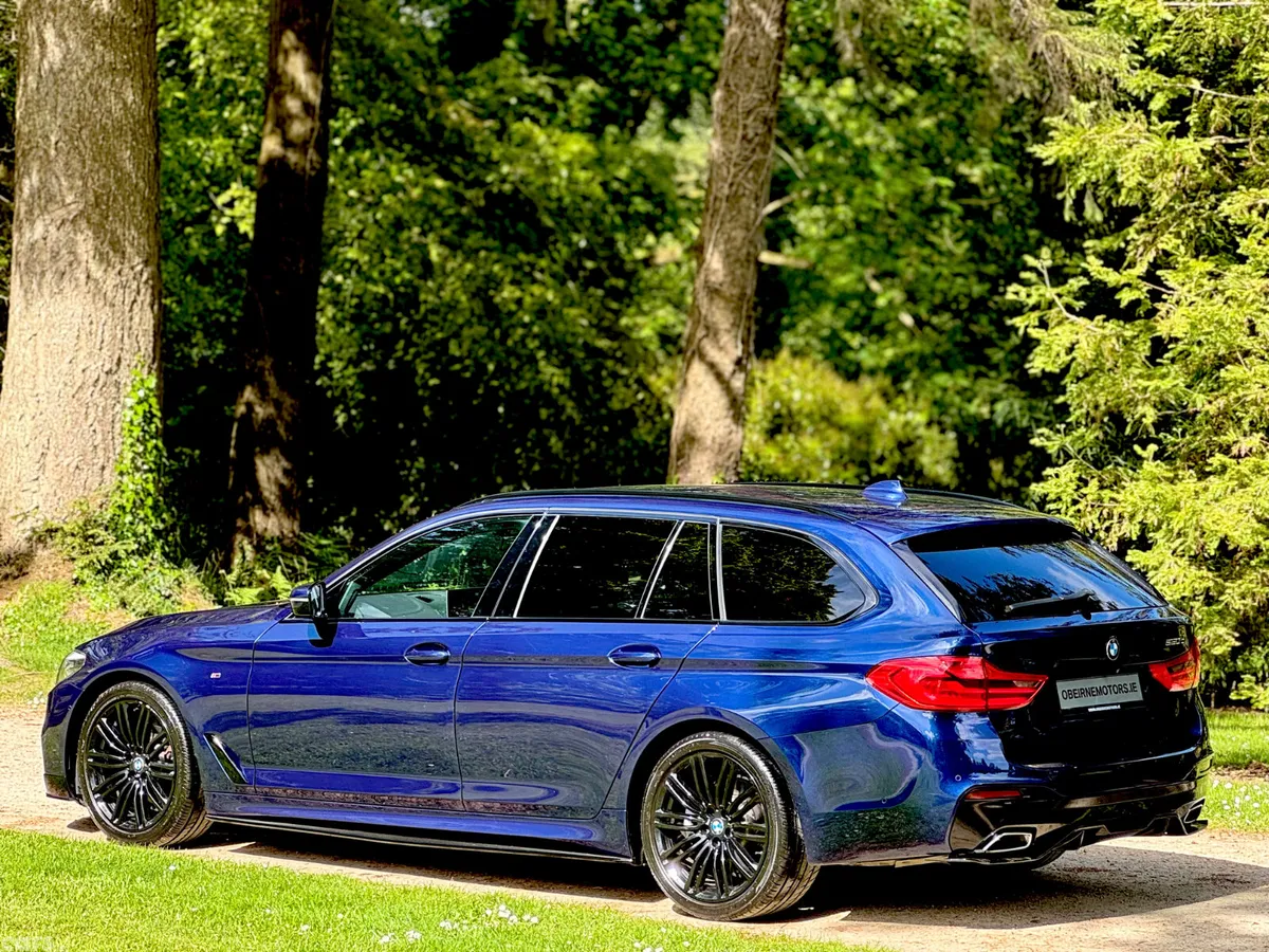 BMW 5-Series Estate, Diesel, 2019, Blue