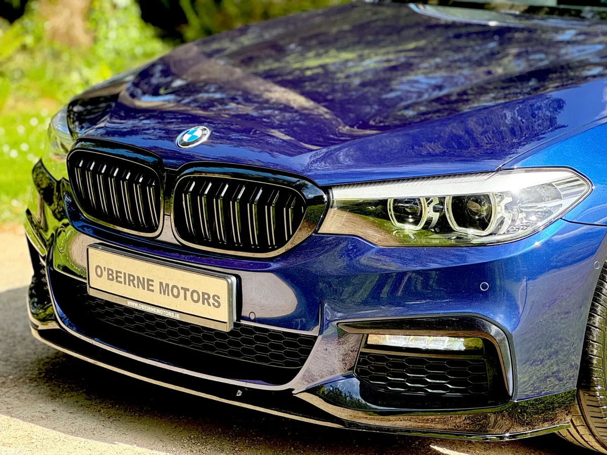 BMW 5-Series Estate, Diesel, 2019, Blue