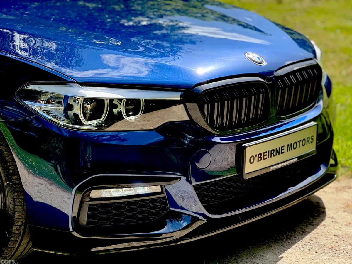 BMW 5-Series Estate, Diesel, 2019, Blue