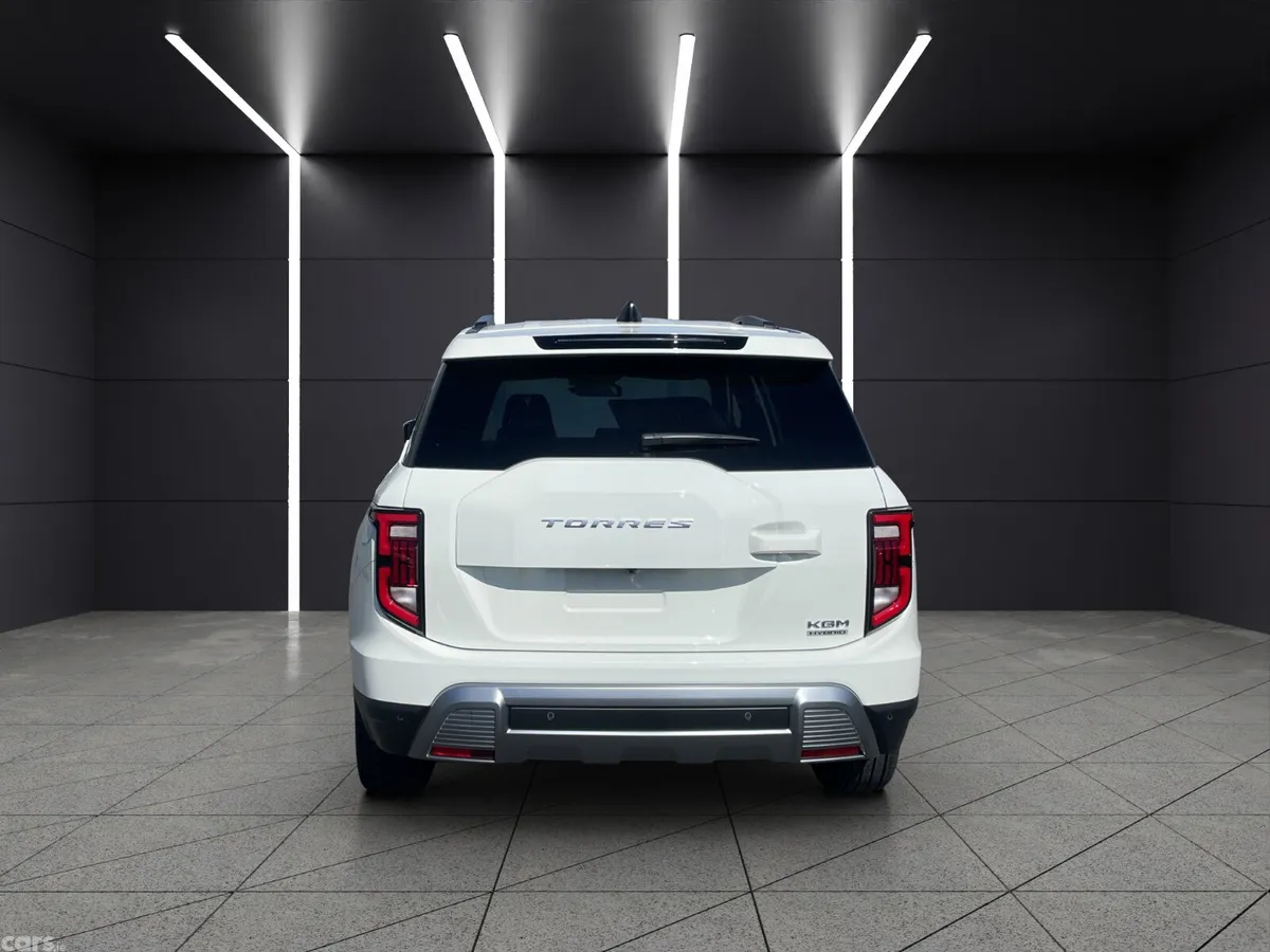 SsangYong Torres Hatchback, Petrol Hybrid, 2026, White