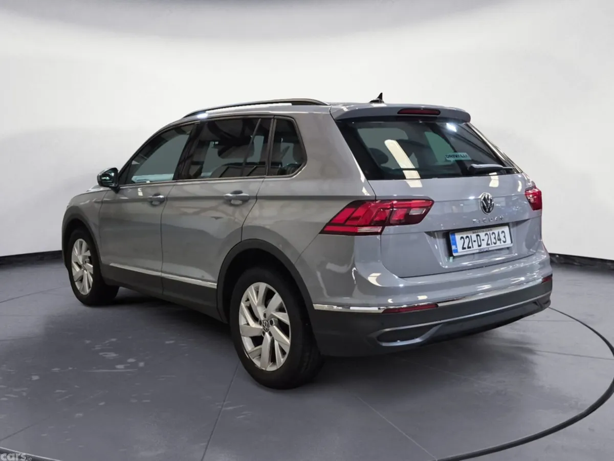 Volkswagen Tiguan Estate, Diesel, 2022, Grey
