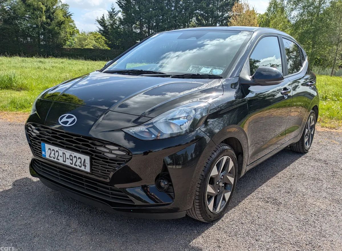 Hyundai i10 Hatchback, Petrol, 2023, Black