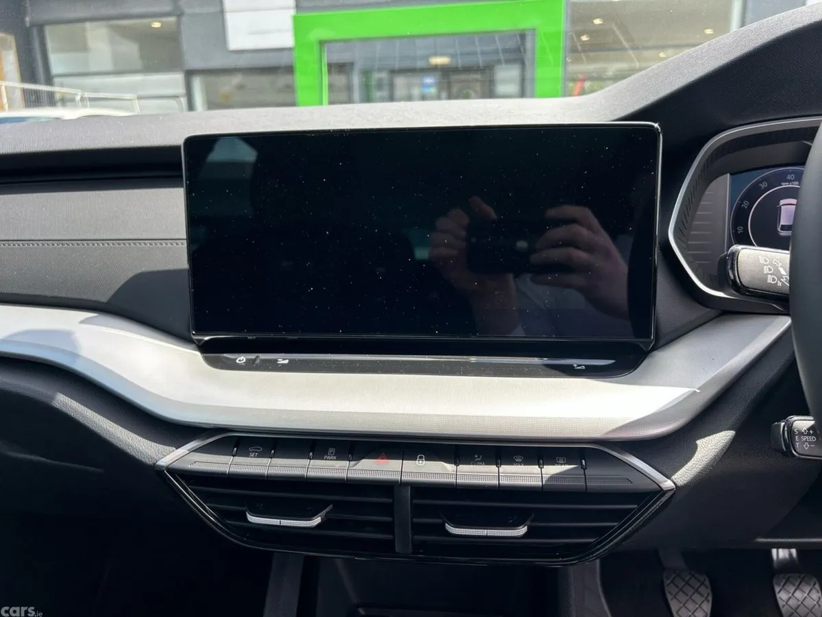 Skoda Octavia Estate, Diesel, 2026, Silver