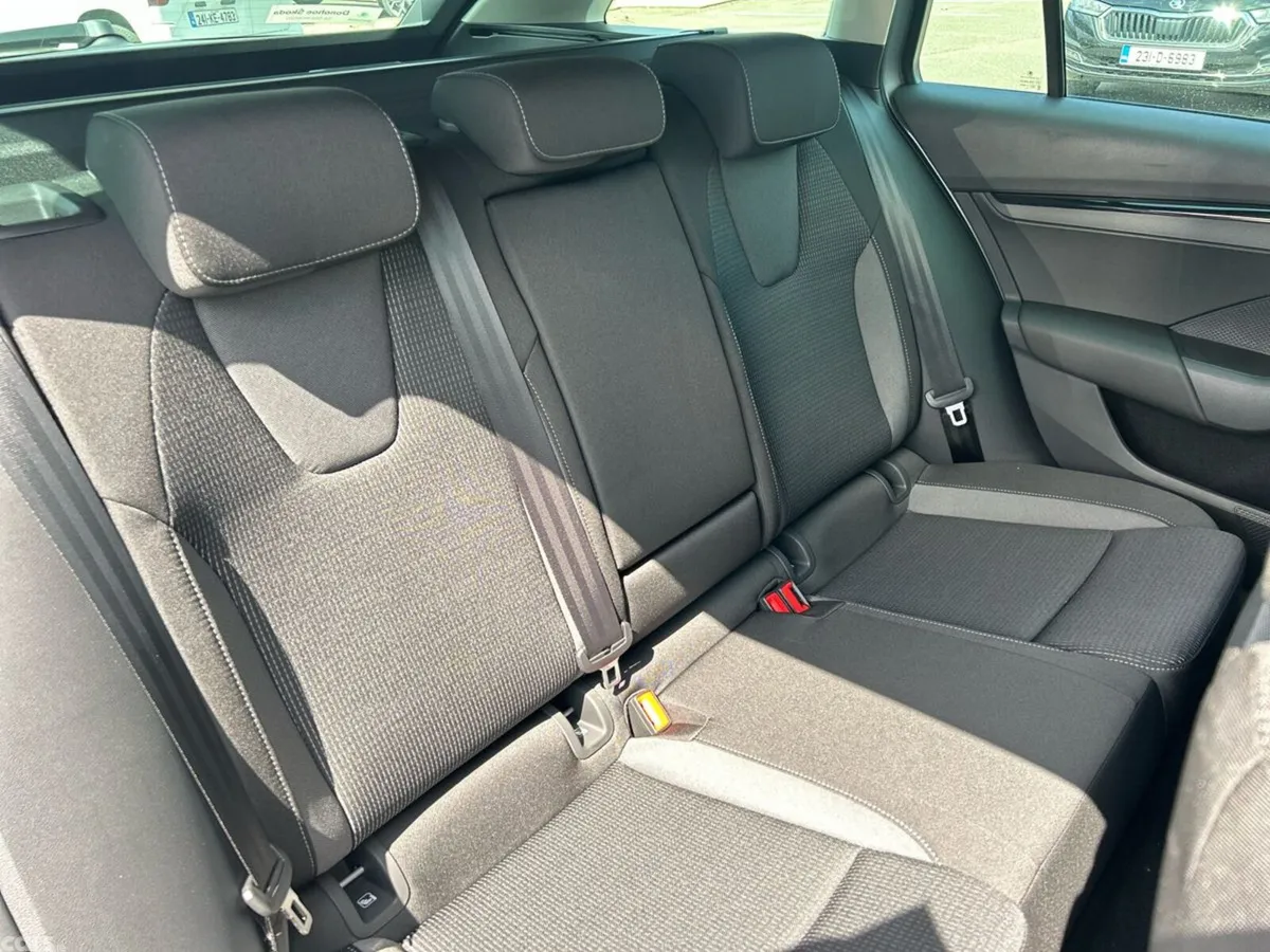 Skoda Octavia Estate, Diesel, 2026, Silver