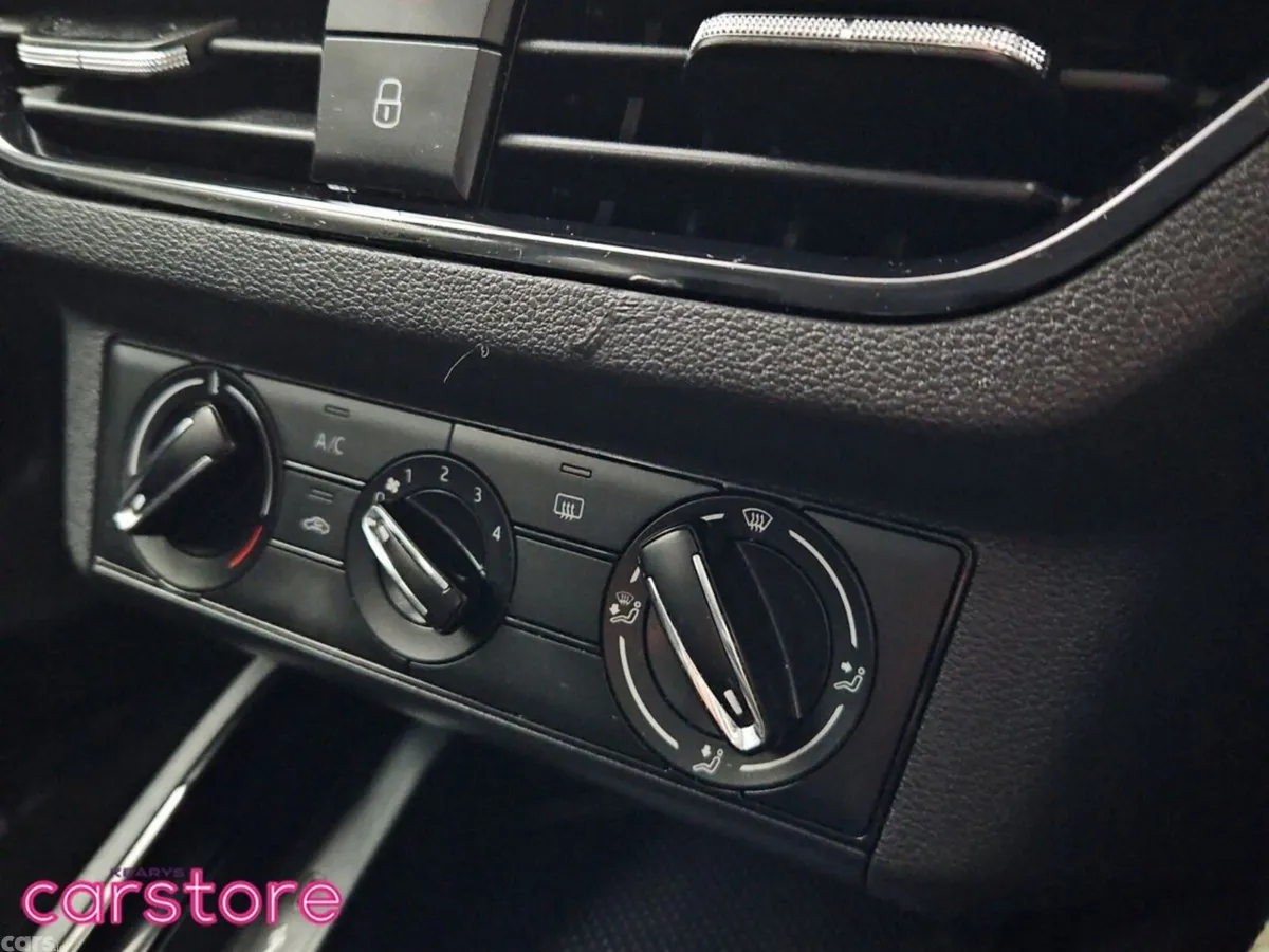 Skoda Kamiq Hatchback, Petrol, 2021, Grey