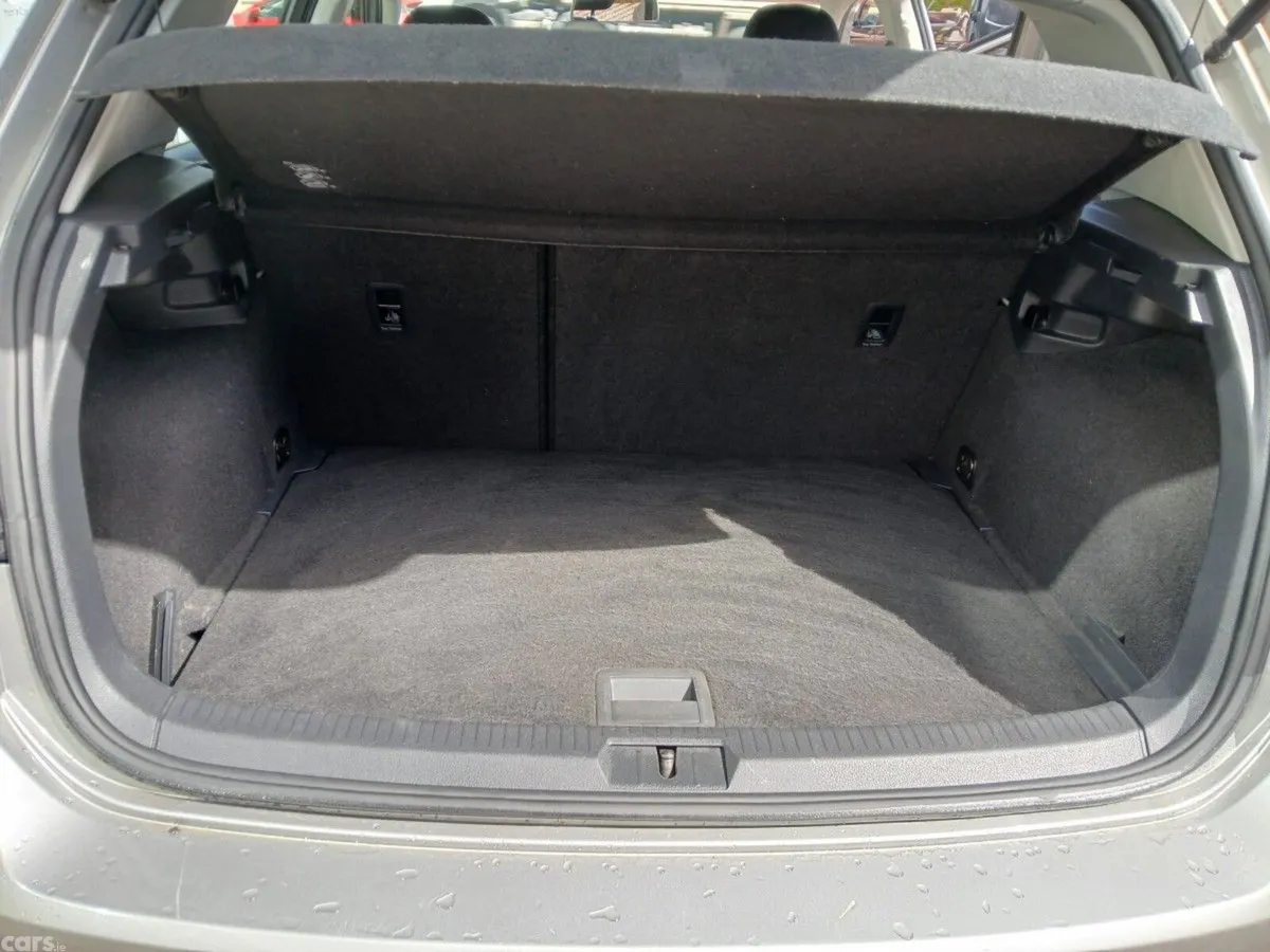 Volkswagen Golf Hatchback, Diesel, 2016, Silver