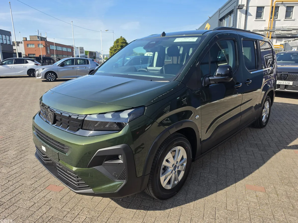 Peugeot e-Rifter MPV, Electric, 2026, Green