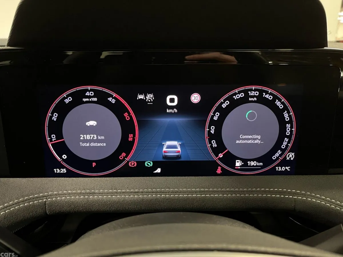 Skoda Superb Saloon, Diesel, 2025, Black