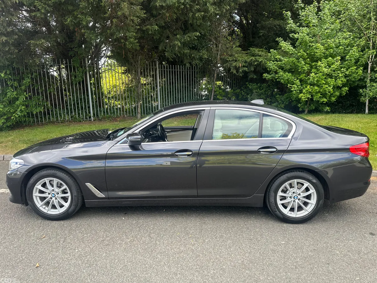 BMW 5-Series Saloon, Diesel, 2018, Grey