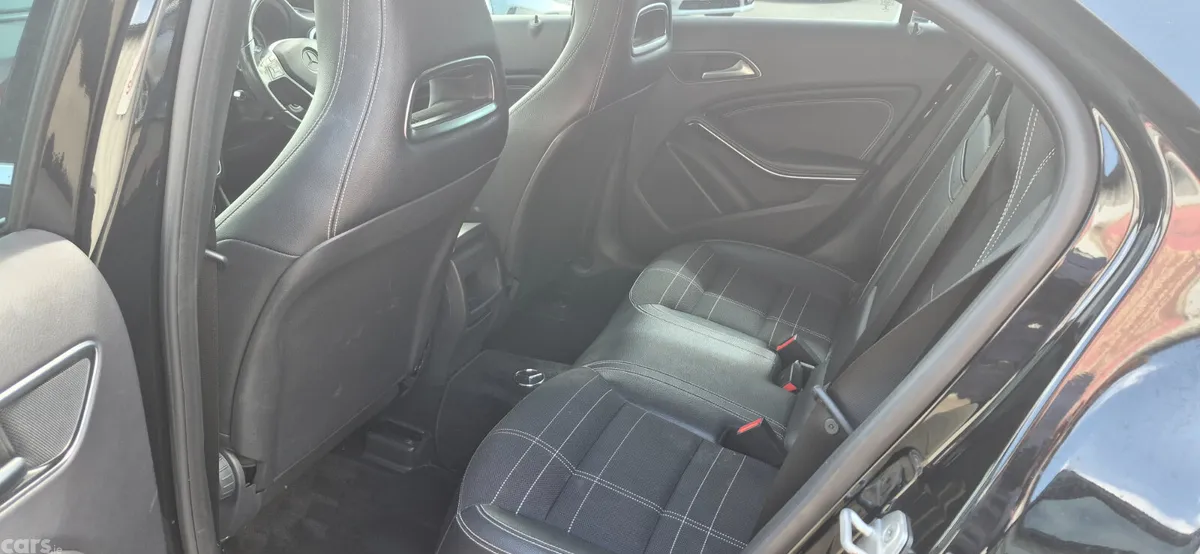 Mercedes-Benz A-Class Hatchback, Petrol, 2015, Black