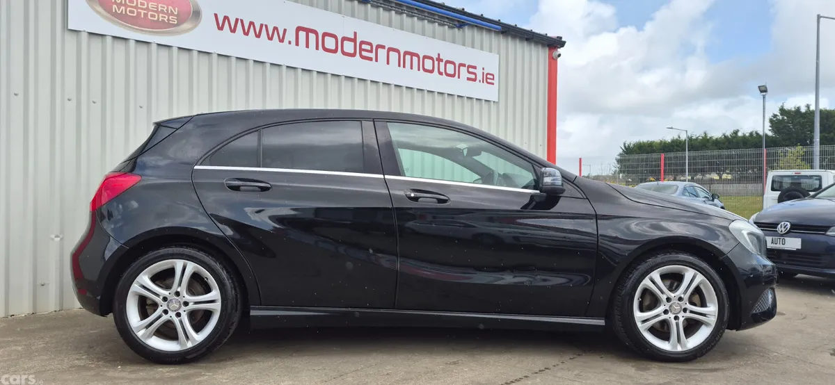 Mercedes-Benz A-Class Hatchback, Petrol, 2015, Black