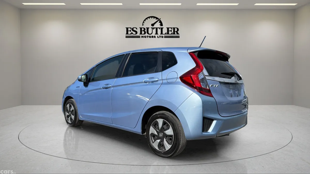 Honda Fit Hatchback, Petrol Hybrid, 2017, Blue