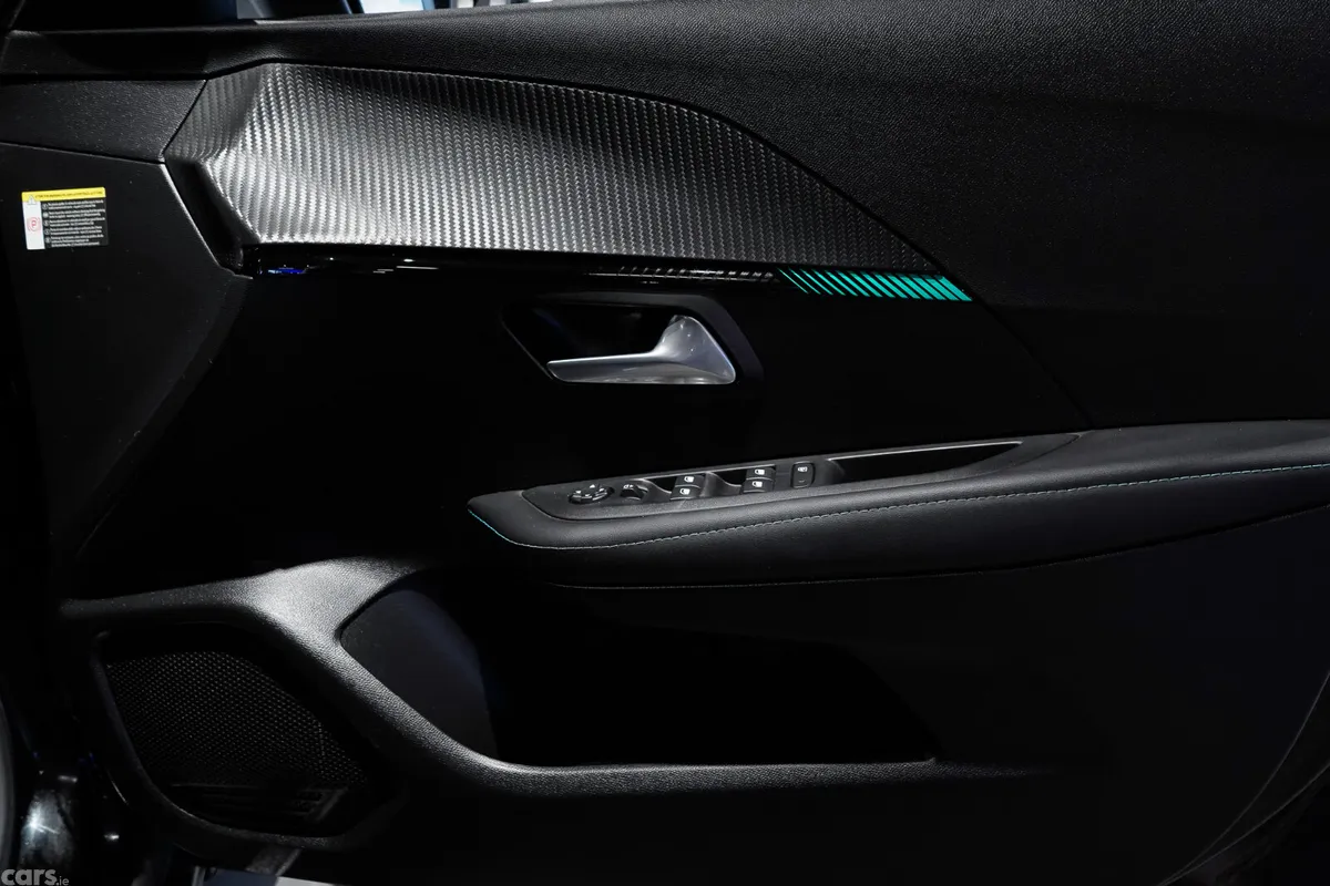 Peugeot 208 Hatchback, Electric, 2023, Black