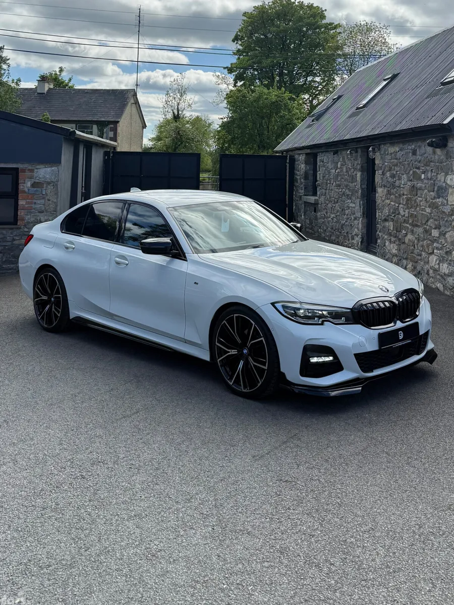 BMW 3-Series Saloon, Diesel, 2019, White