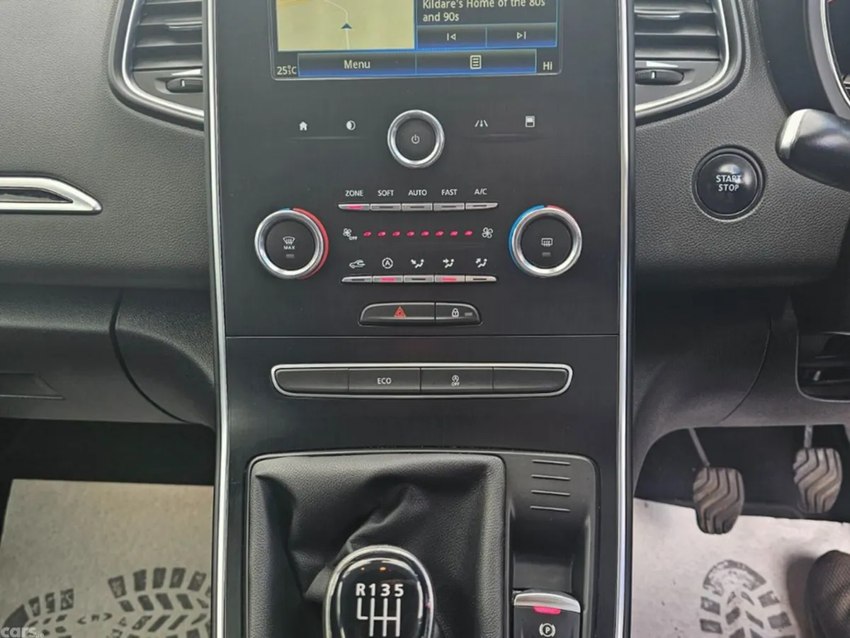 Renault Grand Scenic Hatchback, Diesel, 2020, Red