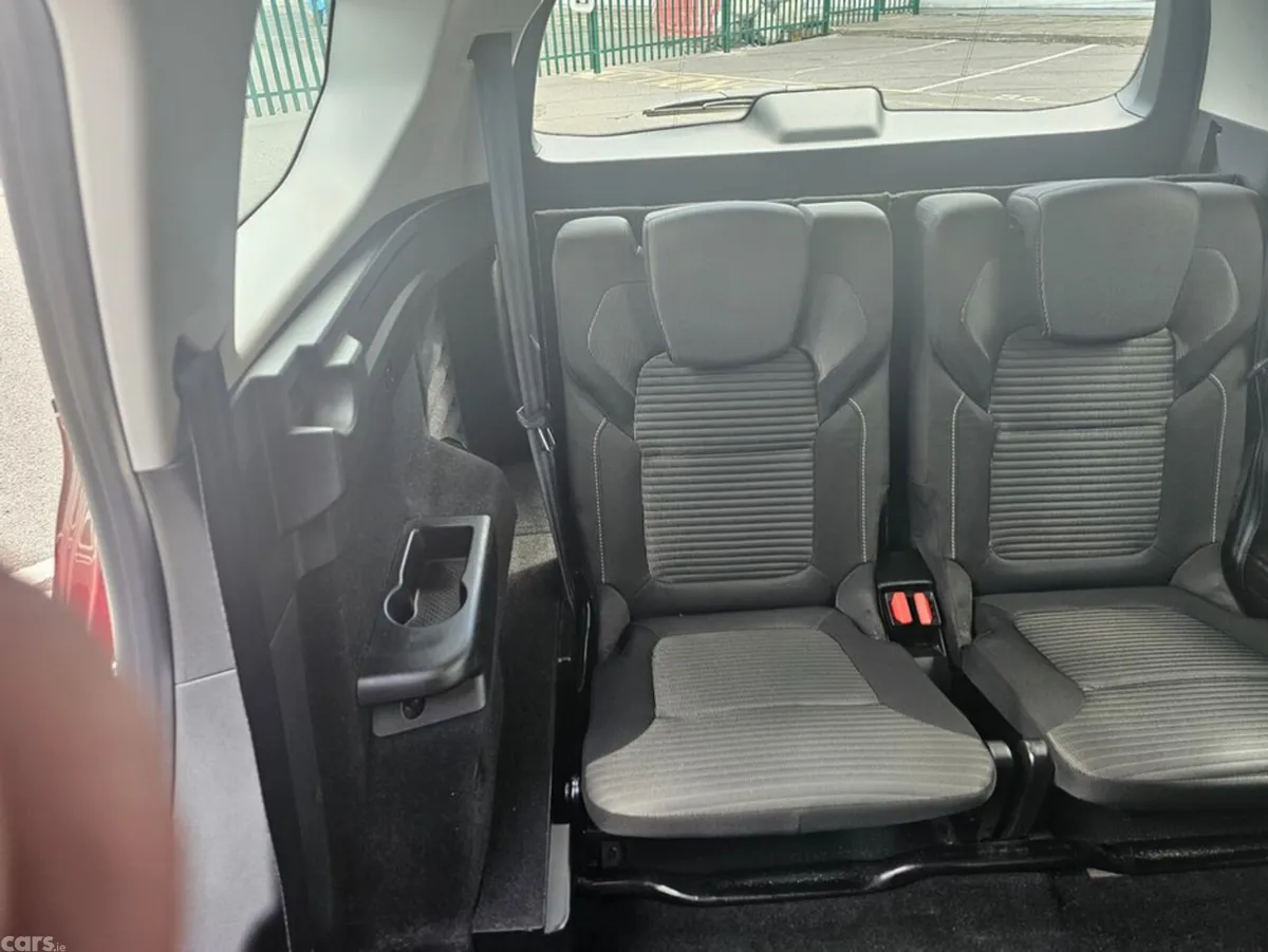 Renault Grand Scenic Hatchback, Diesel, 2020, Red